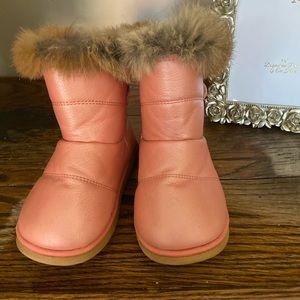Rabbit fur toddler size 9/10 waterproof boots